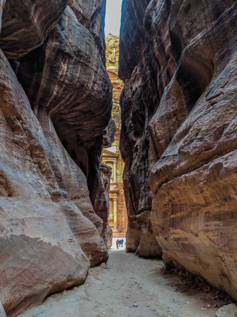 Siq entrance to Petra before the Treasury