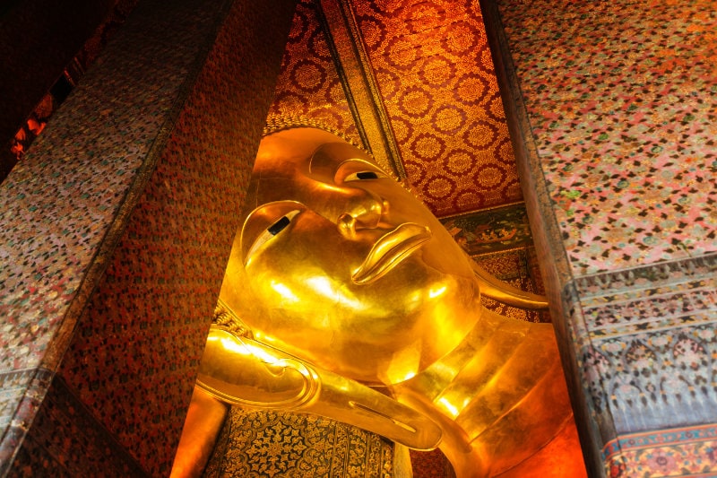 Wat Pho temple, Reclining Buddha