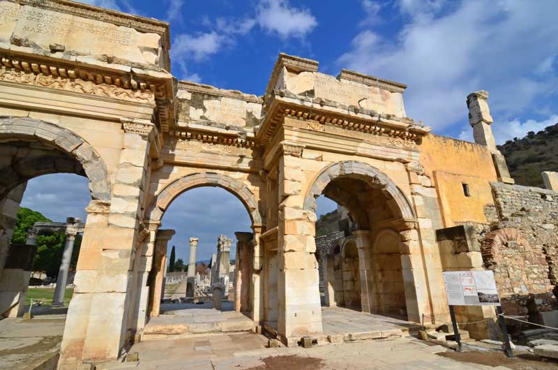 The Mithridates and Mazeus-Gate-a-gift to the emperor Augustus